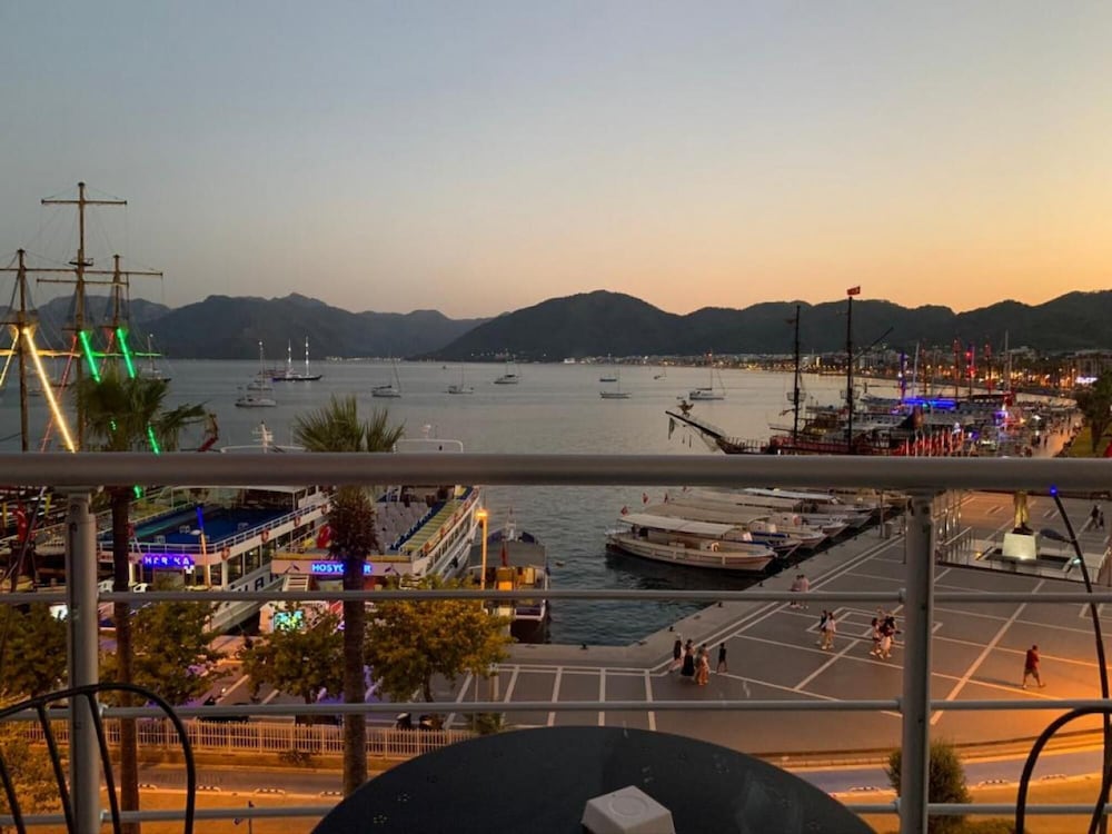 Spacious Suite With Sea View in Marmaris