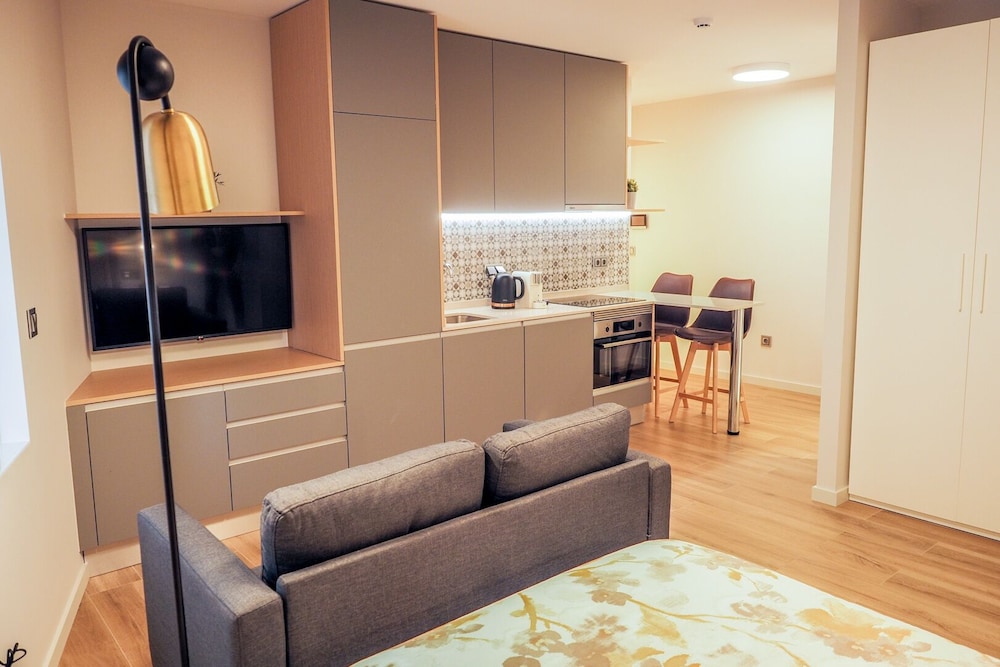 RIA CENTRUM Smart Residence