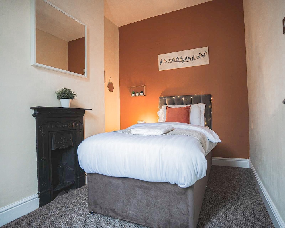 Comfortable 3-bed House in Coventry