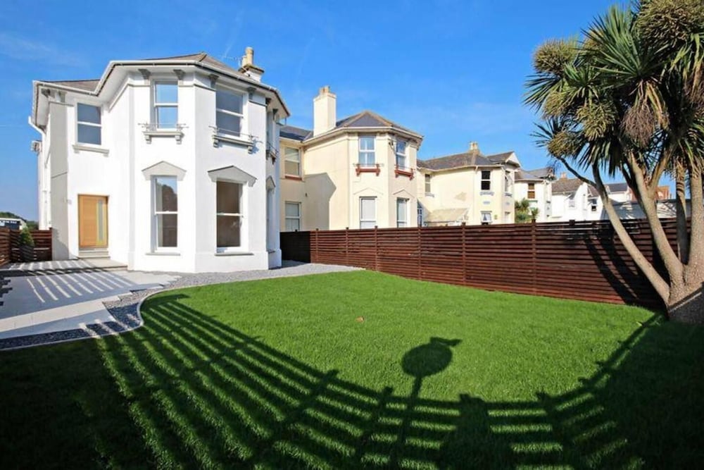 Immaculate 4-bed House in Paignton Near Beach