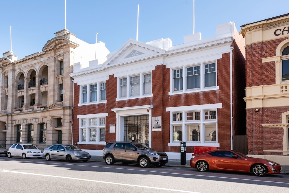 Fremantle Harbourside Luxury Apartments