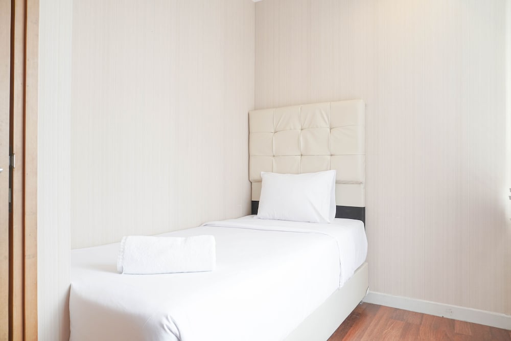 Combine 2Br At Cinere Bellevue Suites Apartment