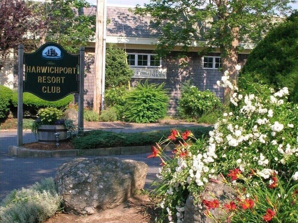 Harwichport Resort