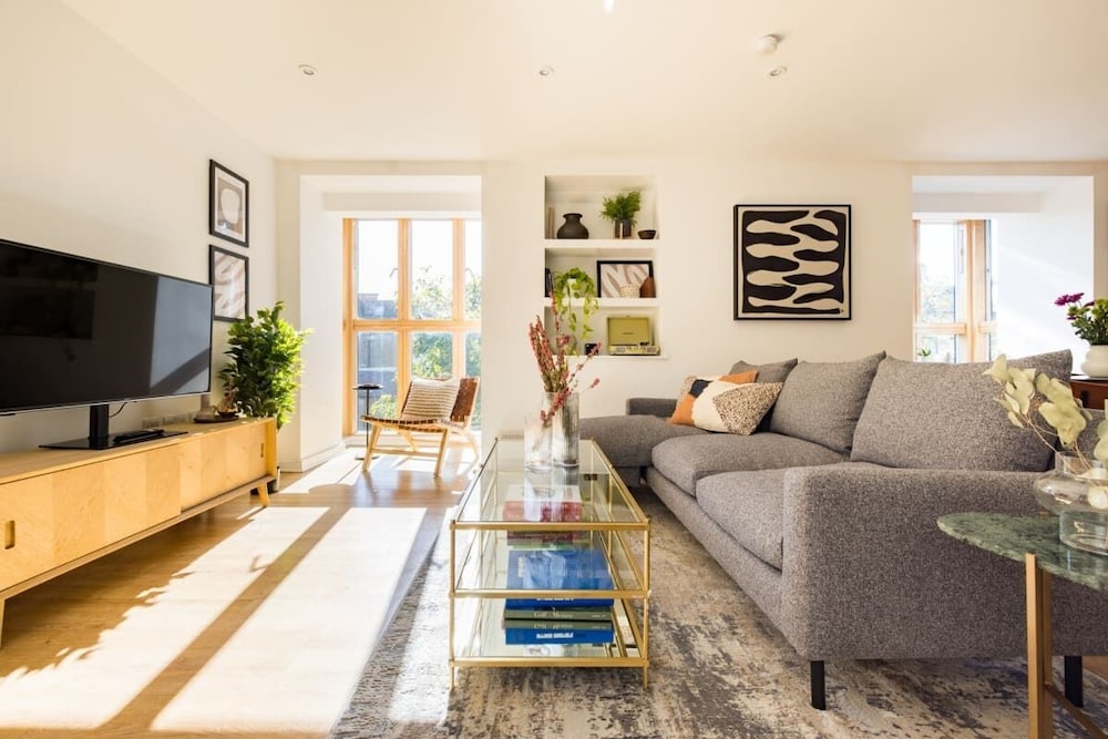 The London Loft - Glamorous 2bdr Flat With Parking