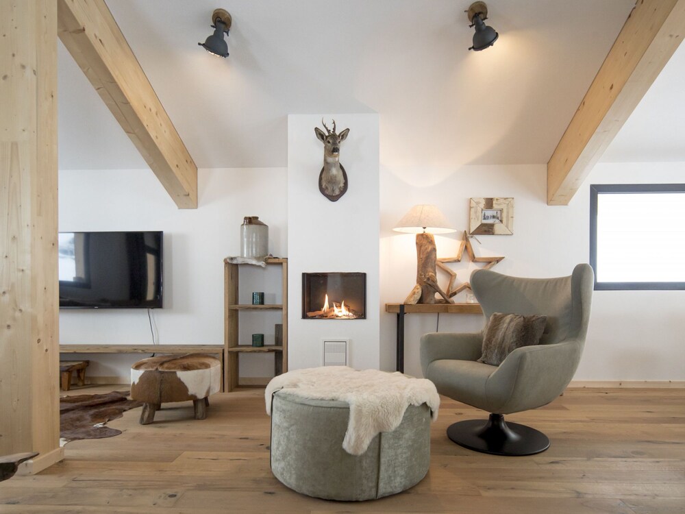 Wellness Chalet mit Au Ensprudelbad Schladming