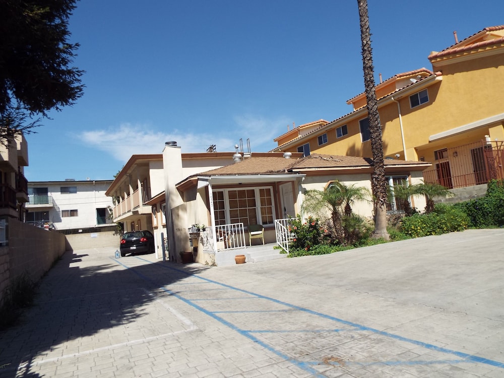 The Vivoli Apartments