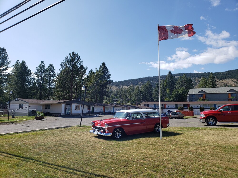 Sportsman Motel