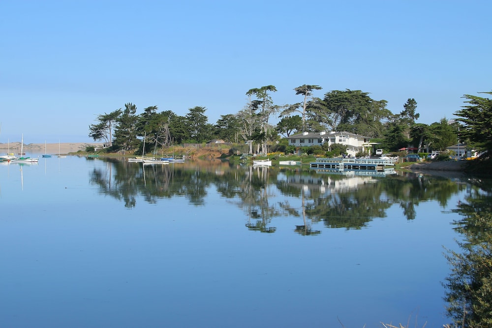 Back Bay Inn