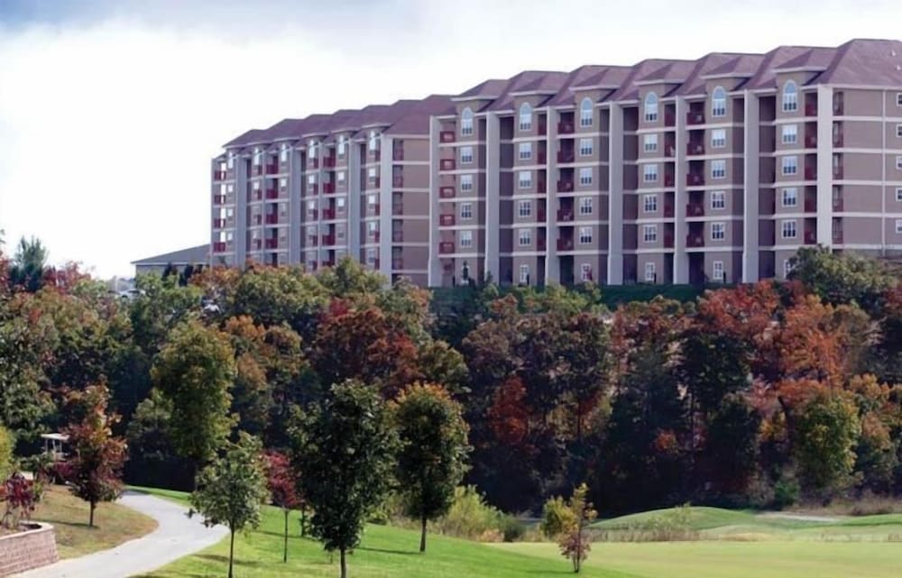 Grand Crowne Resort by Capital Vacations