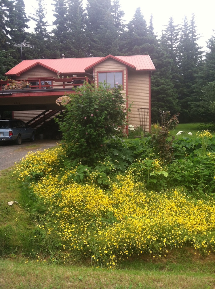 Whalesong Bed and Breakfast