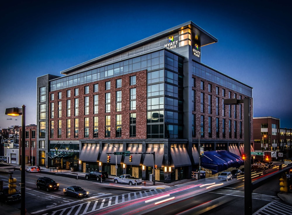 Hyatt Place Baltimore Inner Harbor
