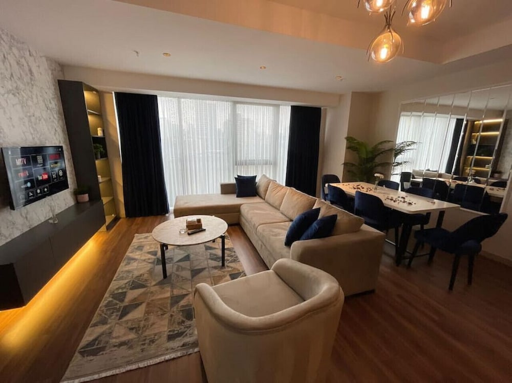 Brand-new 2 1 Luxurious Apartment-near Mall of Istanbul