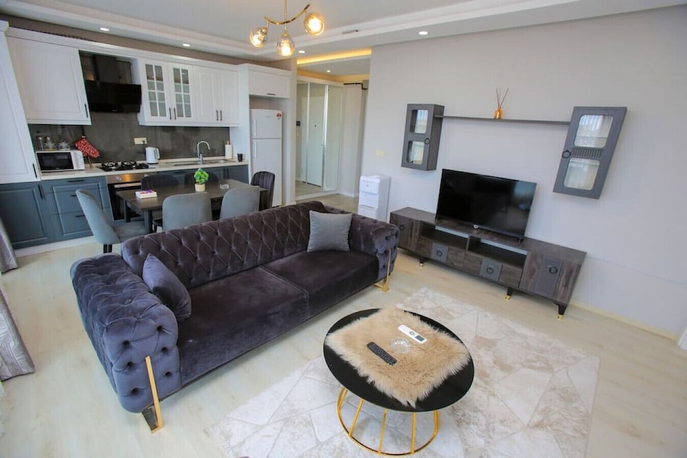 Lovely 1-bedroom Apartment Near Mall of Istanbul