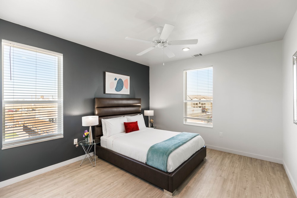 New Luxury Apartments by Barsala