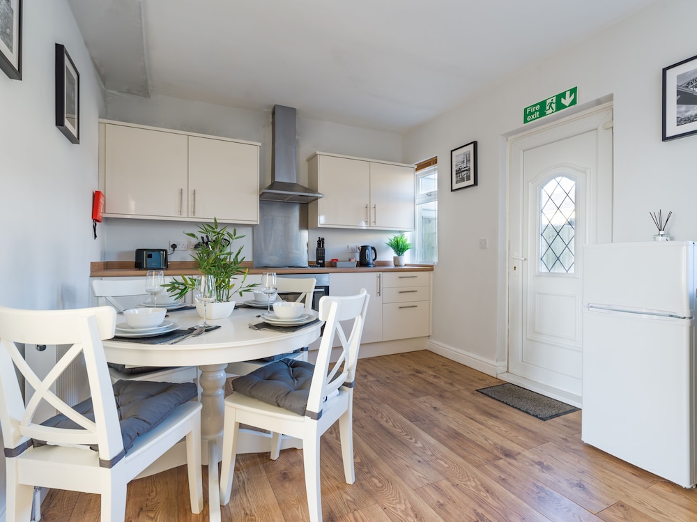 Allan House - 2 Bedroom, Newbiggin by the Sea