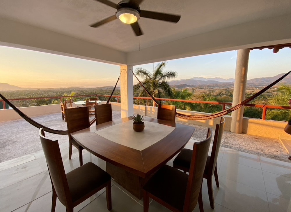 Penthouse con Vista al Mar