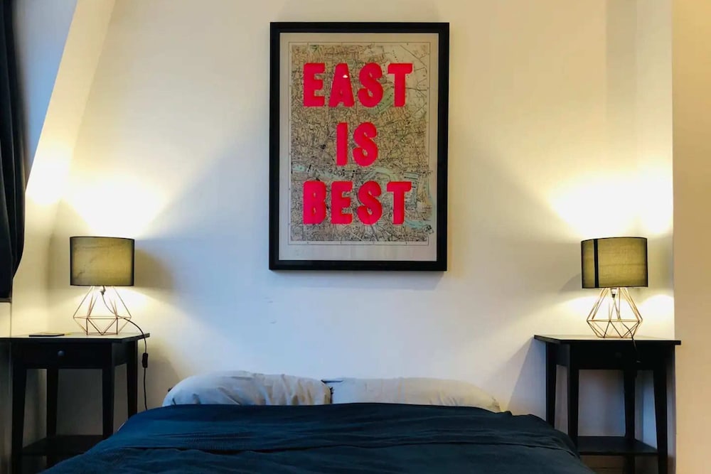 Stylish and Light 2 Bedroom Flat in Bethnal Green