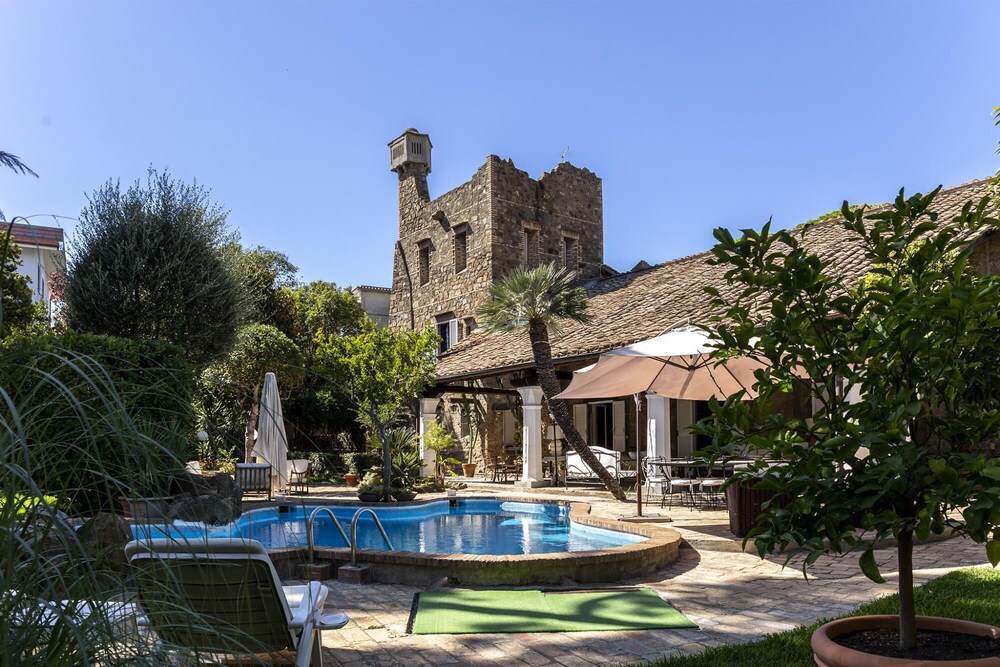 NEW Il Castelletto Idyllic Beach Villa Commute From Rome Pool Walk to Beach Train Station
