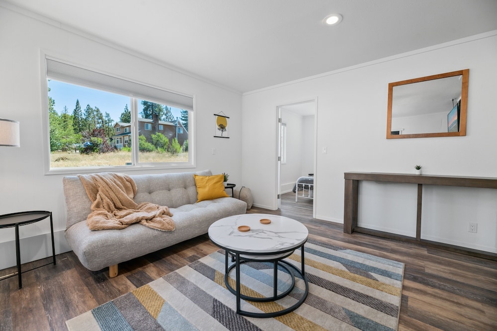 2225- Blue Bear 1 2 Bedroom Hotel Room by Redawning