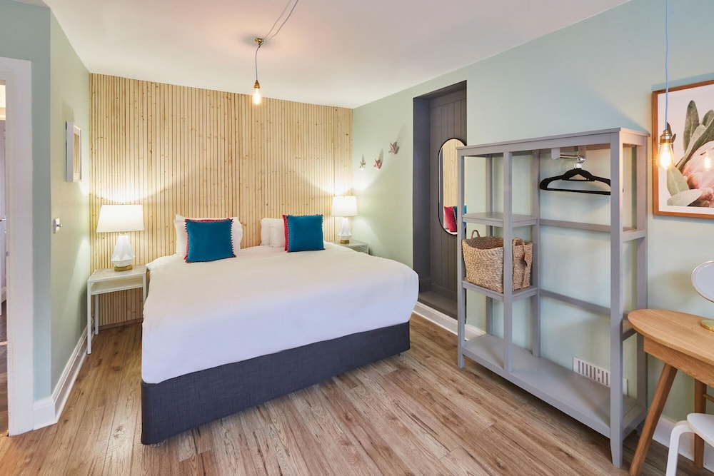Host Stay South Bay Garden Apartment