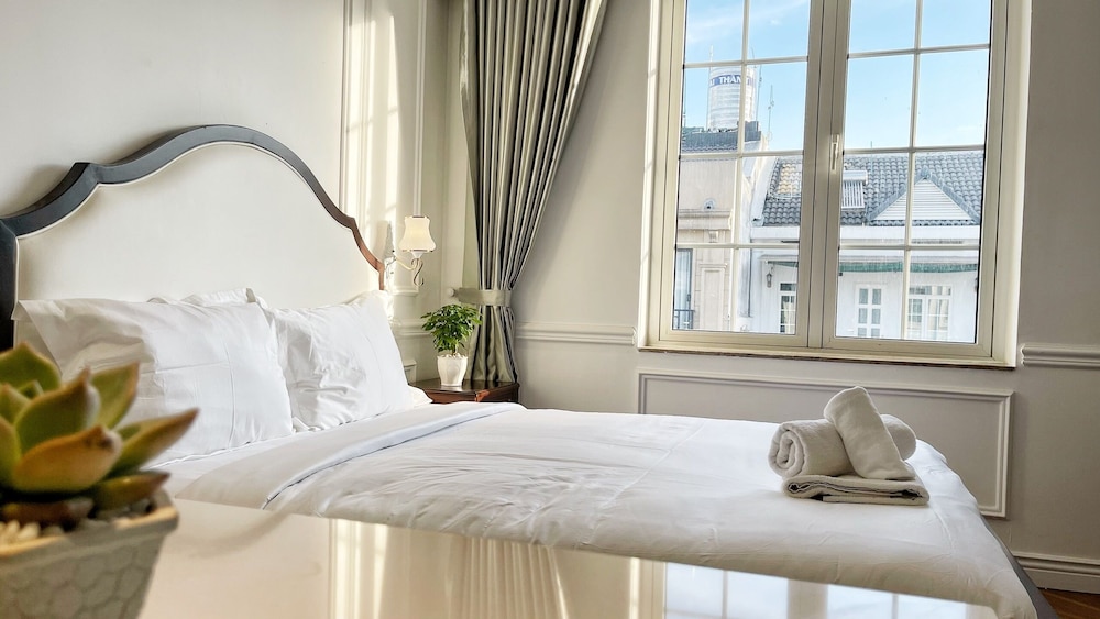 DIAMOND SUITE KOREATOWN