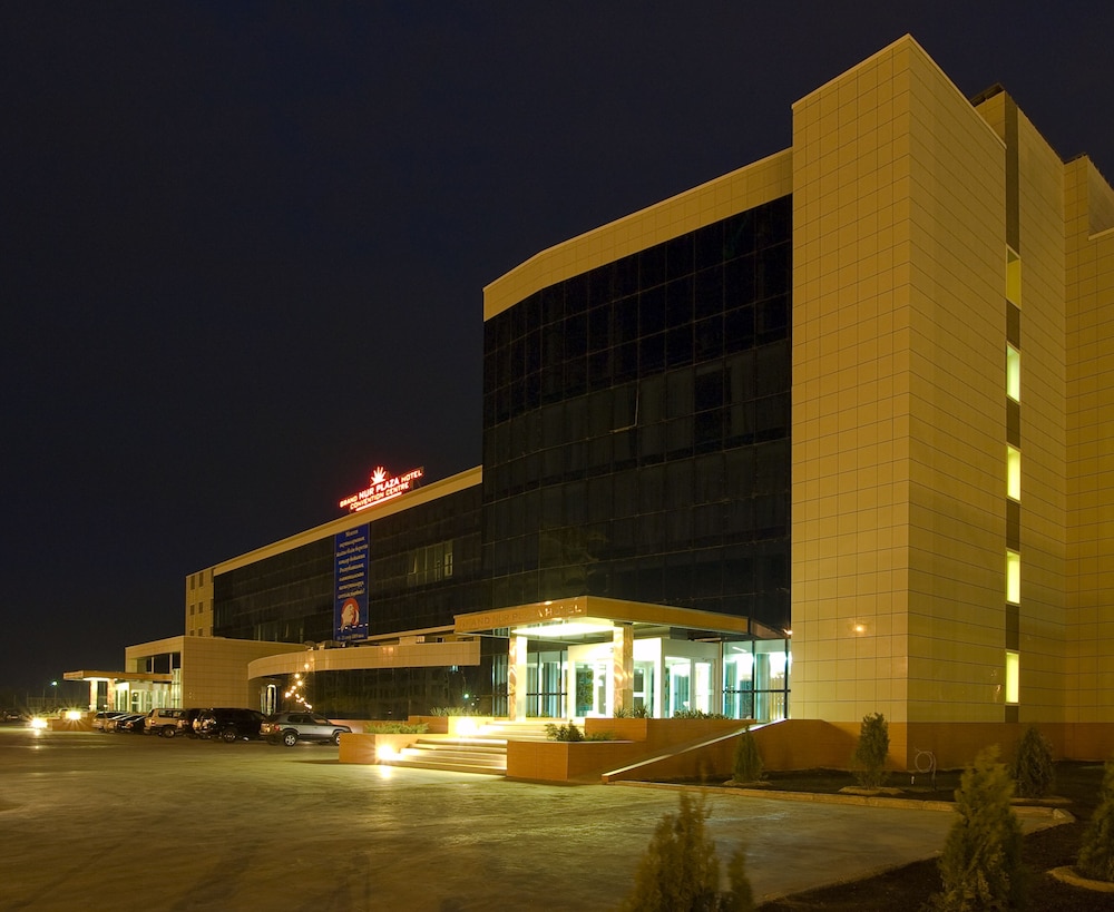 Grand Nur Plaza Hotel Convention Center