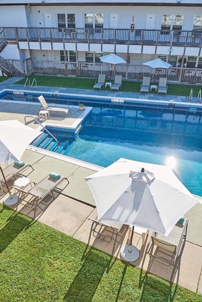 Greenporter Hotel