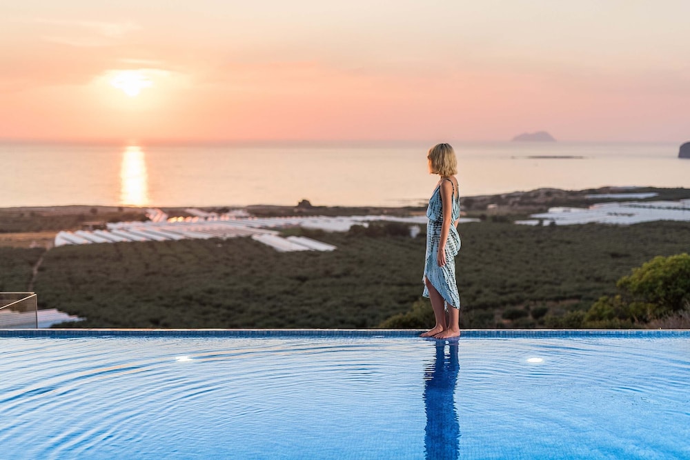 Villa Elpida