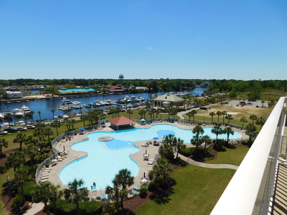 Yacht Club Villas #3-504 4 Bedroom Condo by Redawning