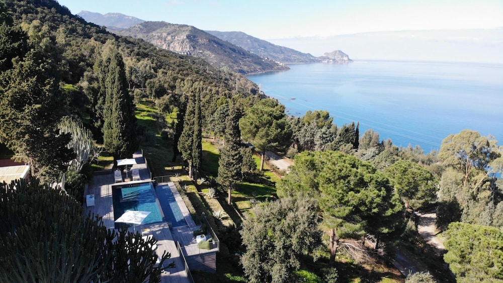 Villa Salone 8 Emma Villas