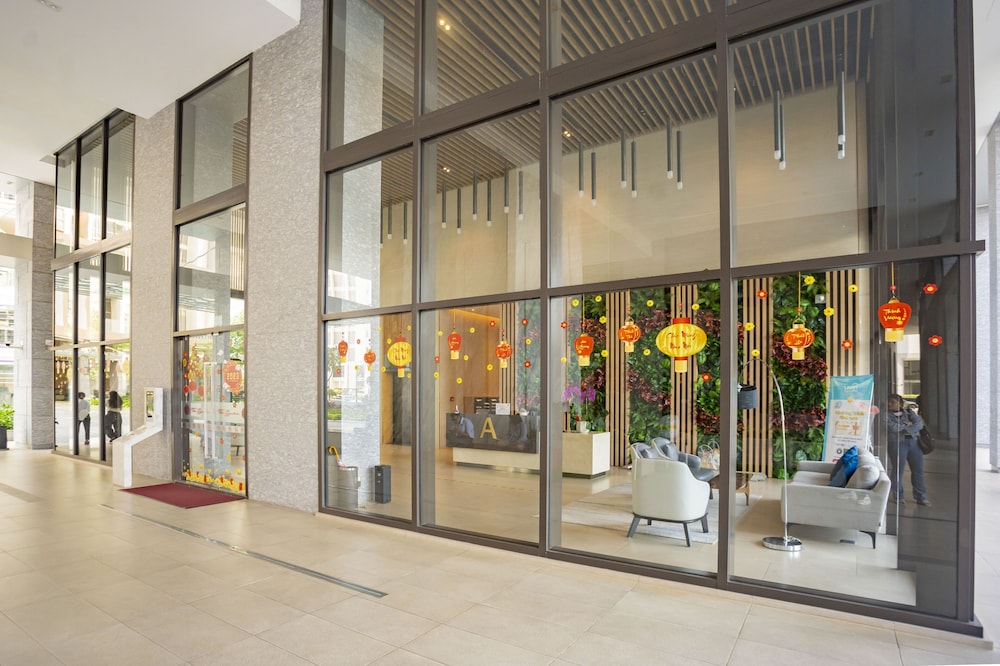 MIDTOWN BY SAIGON