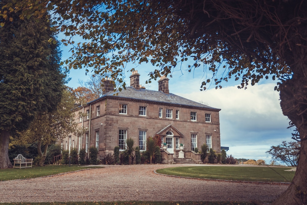 Charlton Hall Estate