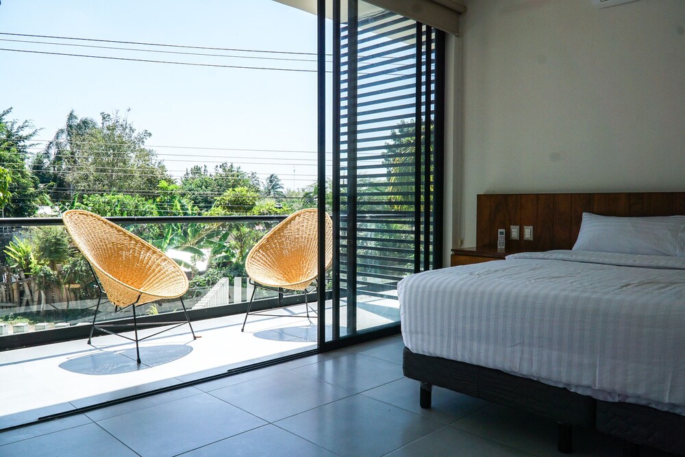 Azure Bacalar Luxury Apartments