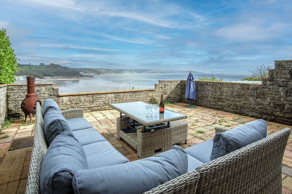 Captains Walk - 4 Bedroom Apartment - Saundersfoot