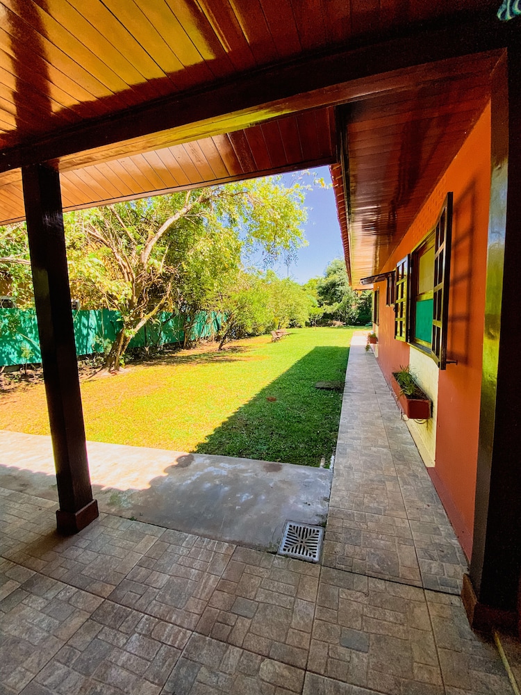 Excelente casa térrea na Granja Viana