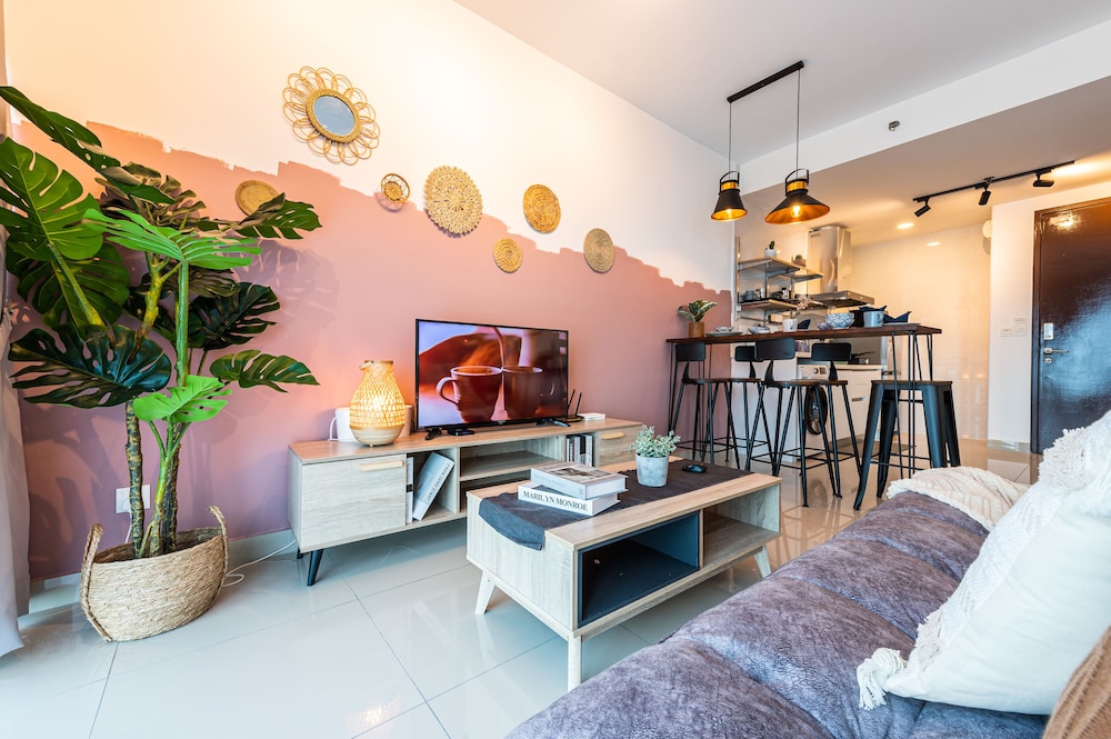5P Luxury Studio 3min To Setia City Mall