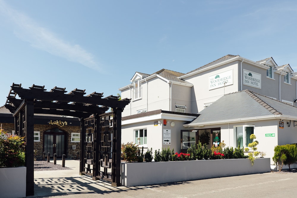 The Woodridge Inn Hotel