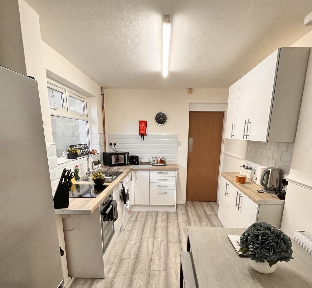 The Union - Stylish 4 Bed House