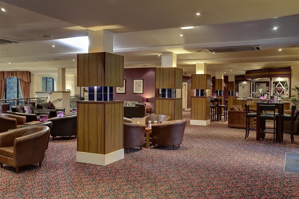 BRILLIANT Park Hall Hotel