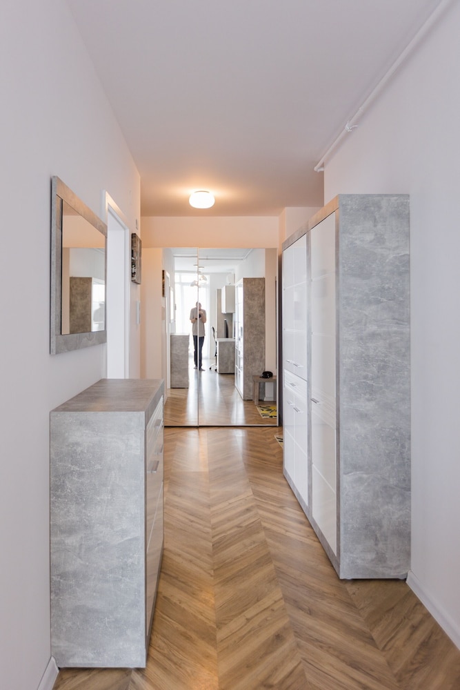 1BDR Comfort by ApartInvest