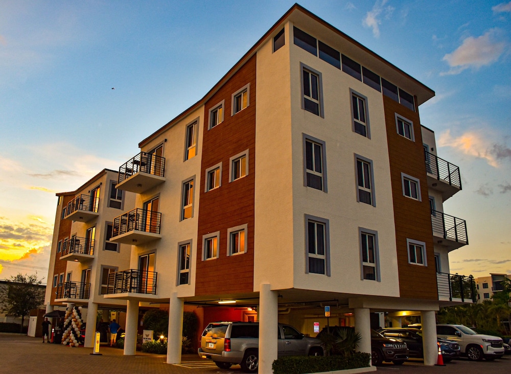 Wilton River Suites (Adults Only)