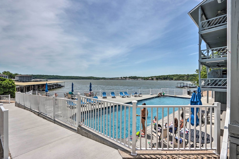 Lovely Osage Beach Condo w/ Boat Slip!