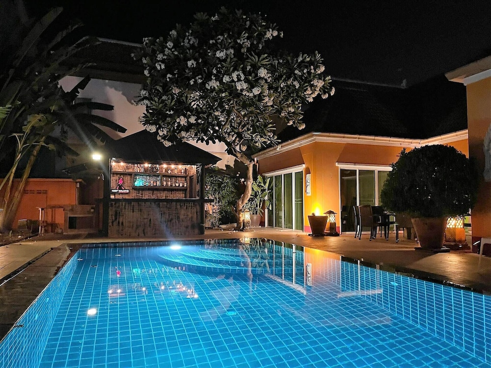ROSEWOOD POOL VILLA PATTAYA 1