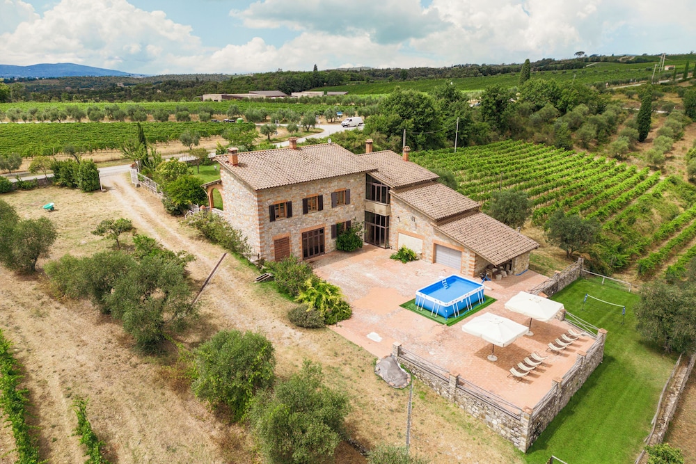 Le Barbocce Country Home