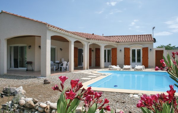 Holiday house with private pool for 6 persons approx. 105 m2
