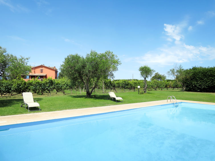 Holiday house with private pool for 6 persons approx. 130 m2