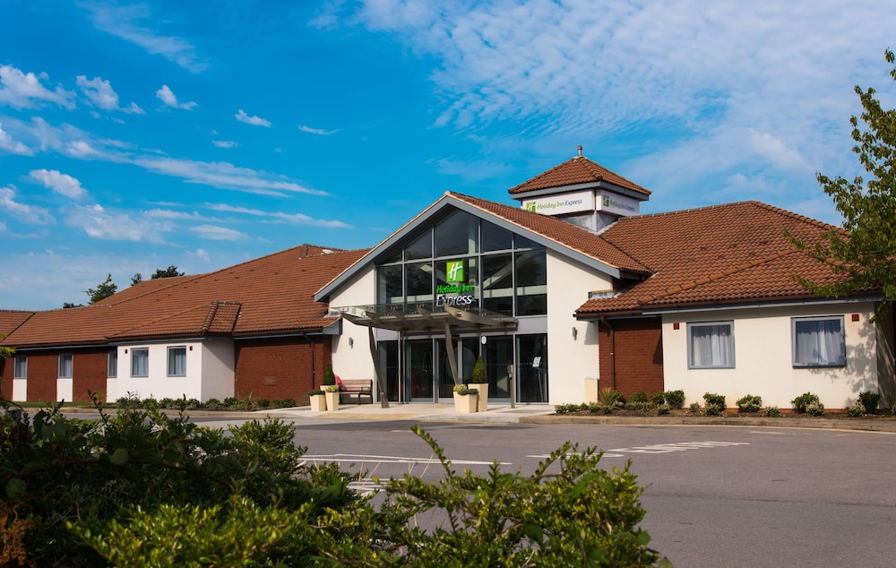 Holiday Inn Express Portsmouth - North, an IHG Hotel