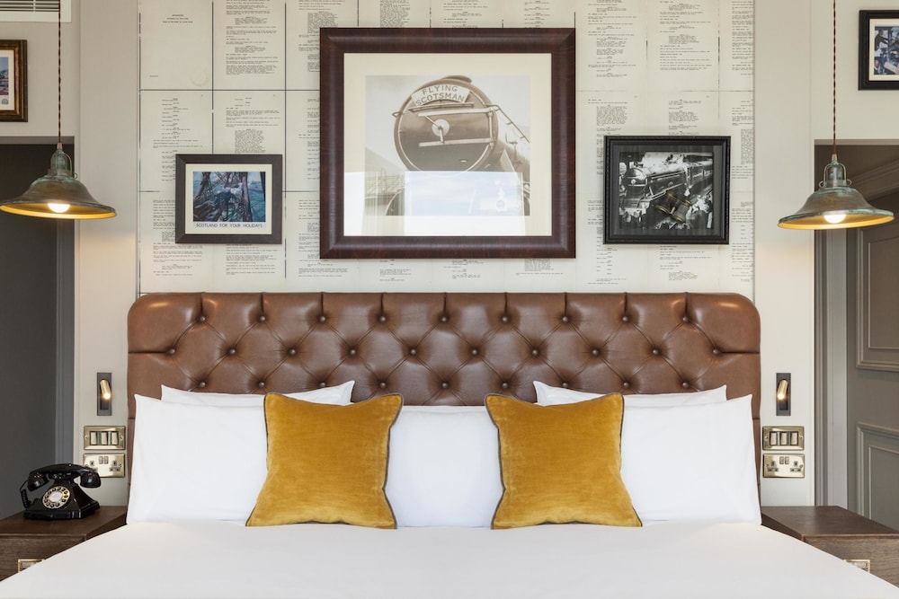 Hotel Indigo Edinburgh - Princes Street, an IHG Hotel