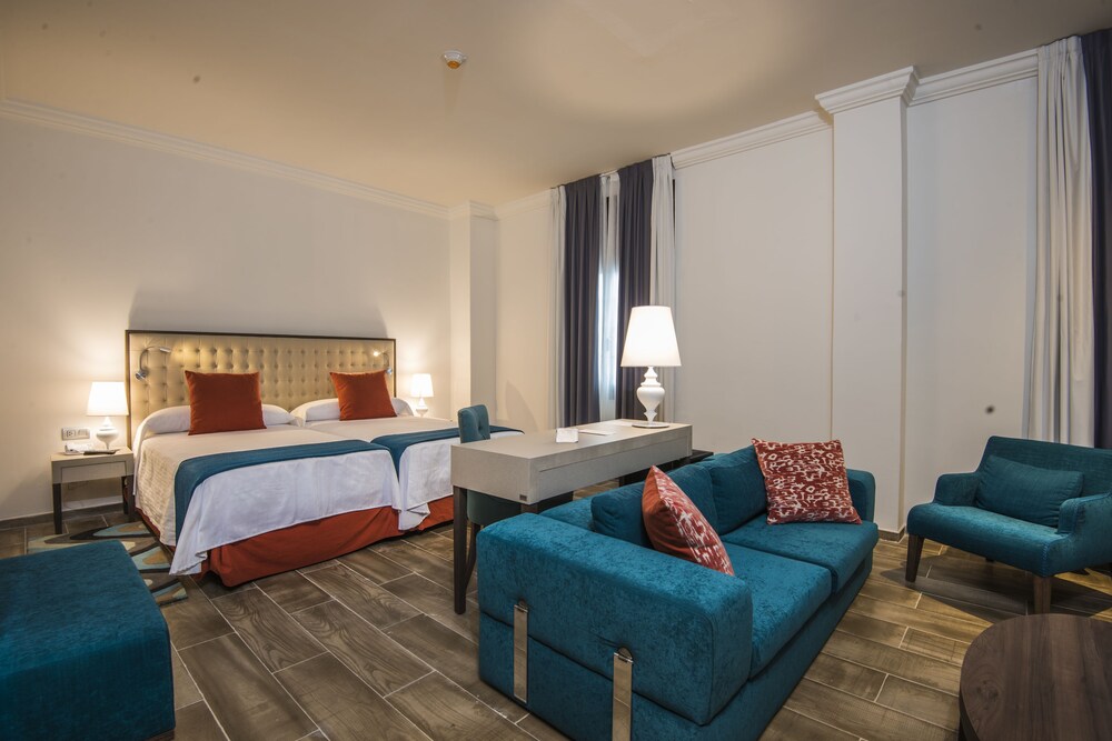 NH Collection Hotel Victoria La Habana