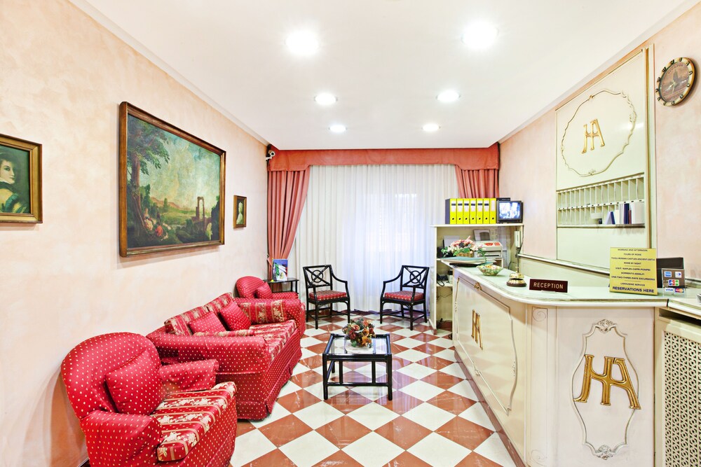 Hotel Augustea